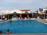 ... und zur Poolbar